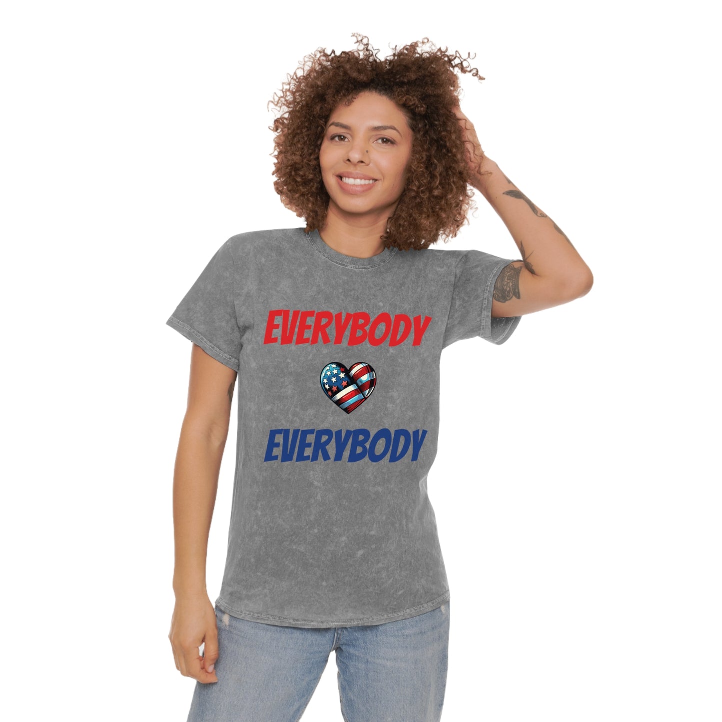 "Everybody Love Everybody" - Unisex Mineral Wash T-Shirt